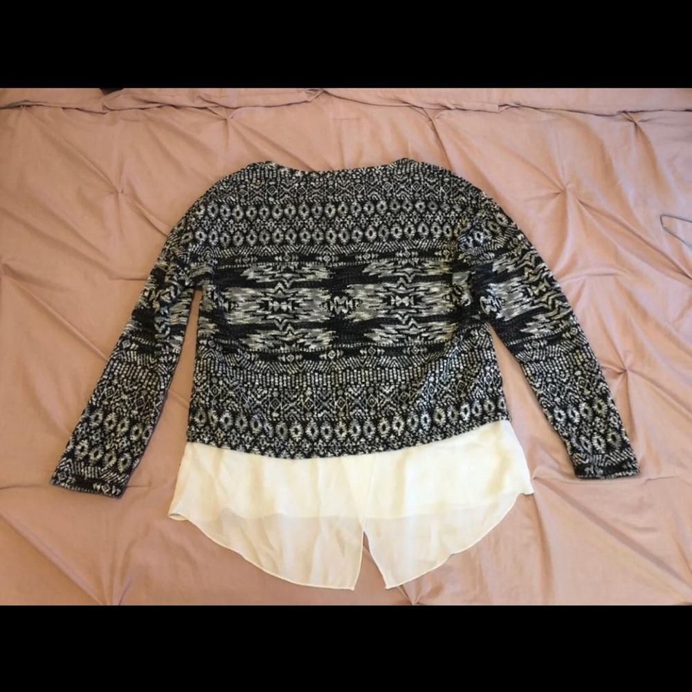 Sweater - Picture 2 of 3